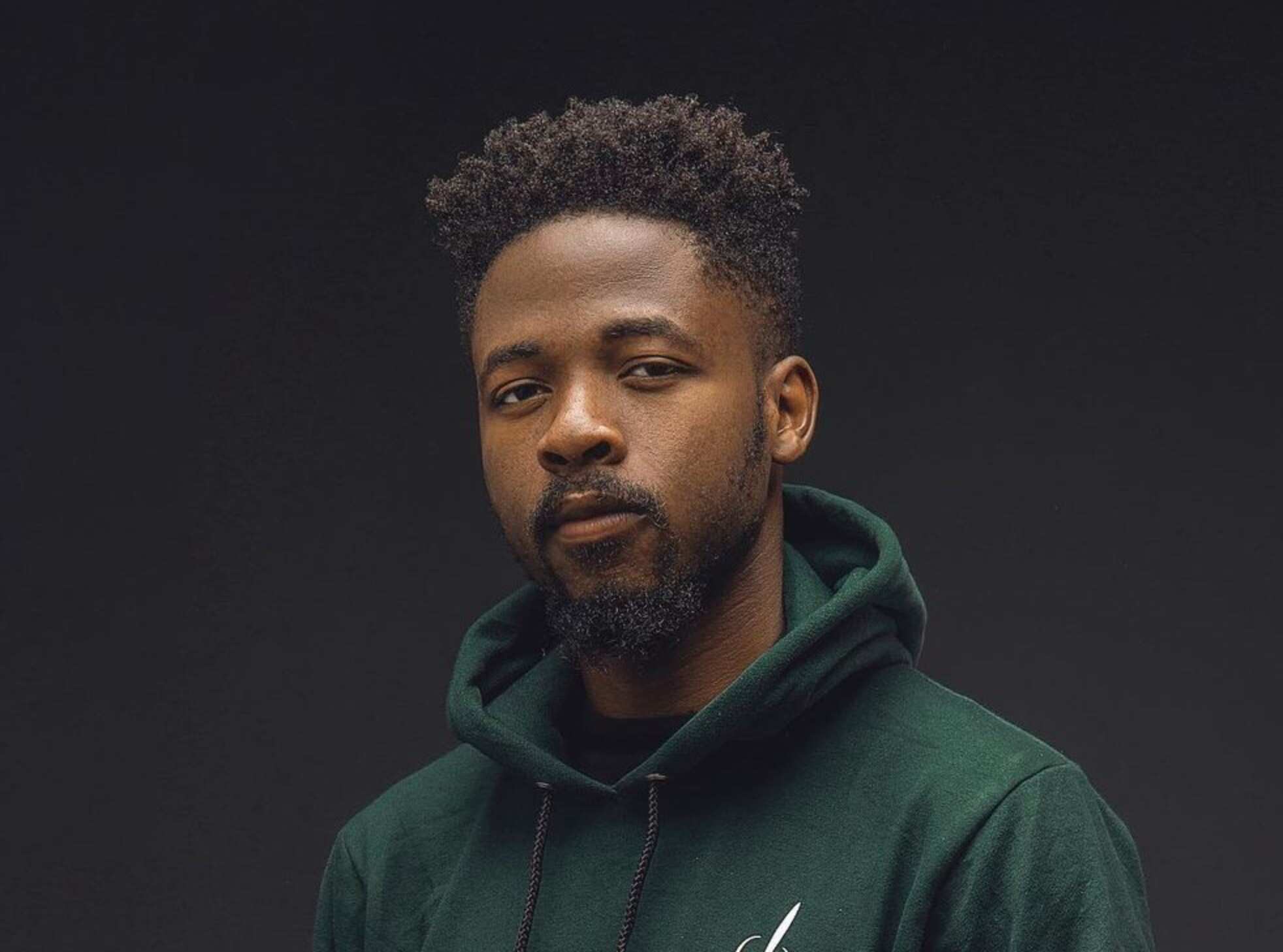 Johnny Drille – Stand Strong (Cover) 2 Album cover